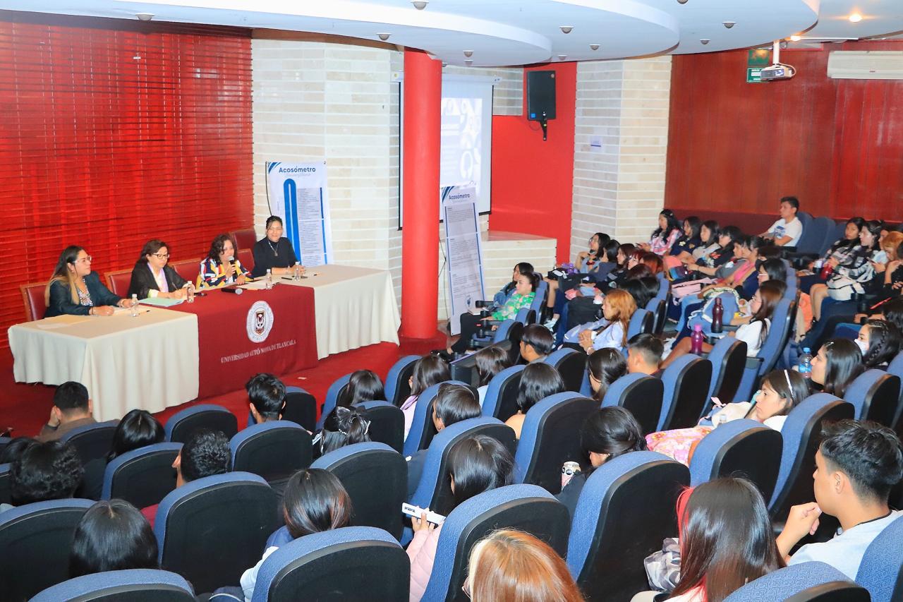 Inicia UATx actividades académicas en el marco del Día Internacional de la Mujer